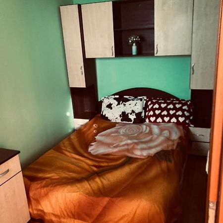 Apartament 2 Camere Arad Esterno foto