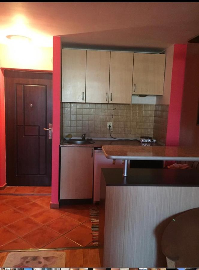 Apartament 2 Camere Arad Esterno foto